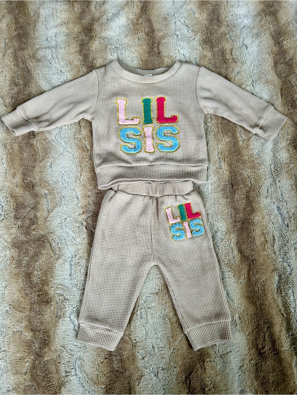 Lil Sis Beige Waffle Knit Two-Piece Set with Colorful Applique 6-12 MOS